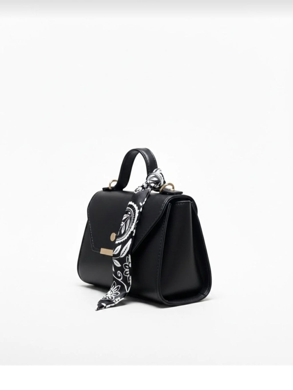 Arvelia Black Faux Leather Hand and Shoulder Bag