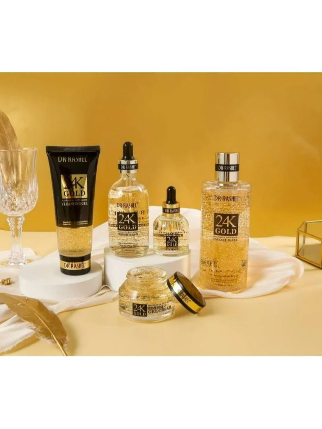 مجموعة العناية بالبشرة إشراقة ومقاومة علامات التقدم في العمر بالذهب عيار 24 قيراط من 5 قطع